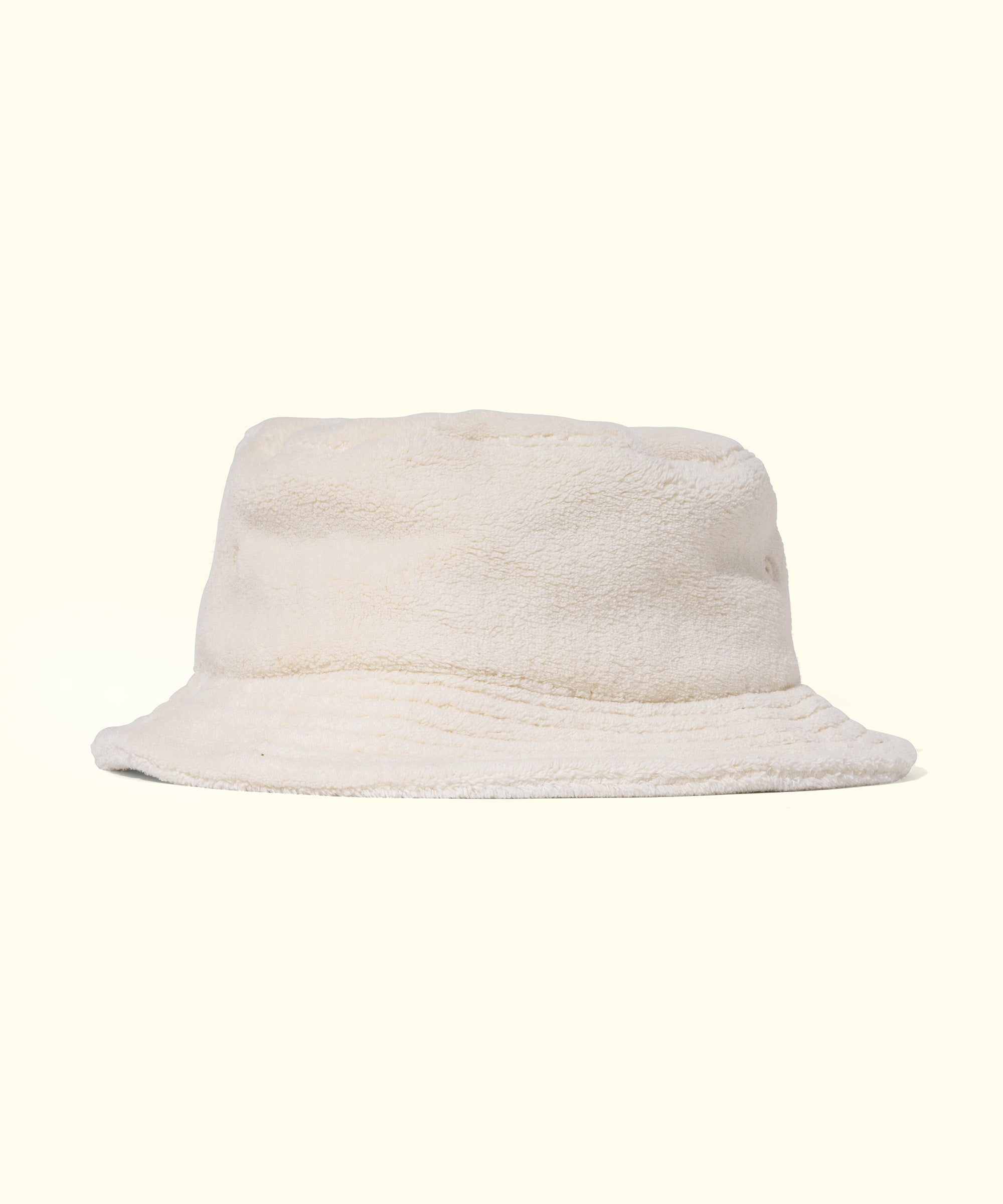 Plush Bucket Hat Q8